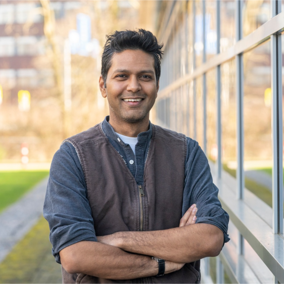 Danny Sahtoe Autonomous Matter Symposium 2026 AMOLF